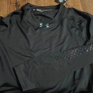 Black Under armor, long sleeve under gear Hockey shirt